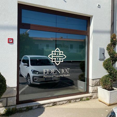 Easy Life In Portopiccolo - Posti Spiaggia Inclusi Систияна Екстериор снимка